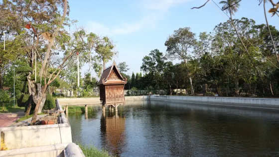 崖蘇汪納朗寺
