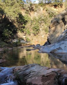 Gorgues de la Muga-阿尔瓦纳