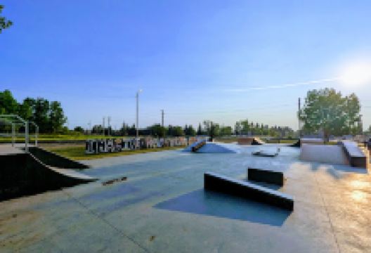 Vermilion Skate park景点图片