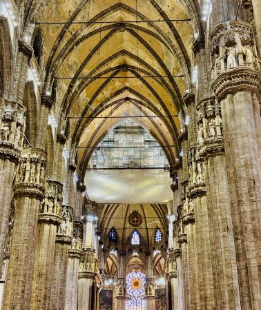 5D4N • Milan + Ortisei + Dolomites + Cortina d'Ampezzo + Venice + Seceda + Alpe di Siusi + Deep in the heart of the Dolomites to explore landscapes of lakes and mountains