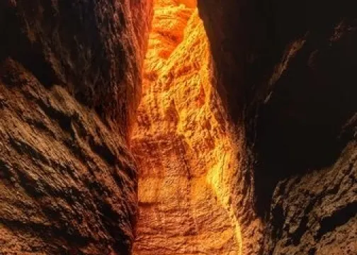 新疆庫車大峽谷國家地質公園屈勒塔格山景區
