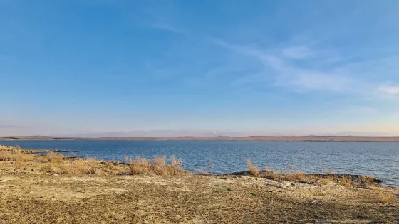 阿葦灘湖旅遊區
