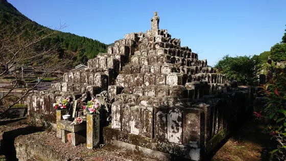 陶工無縁塔
