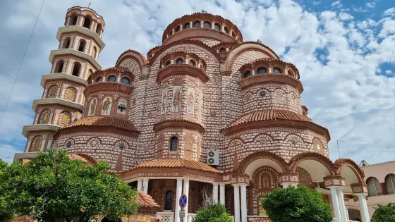 Ekklisia Panagia Korifini
