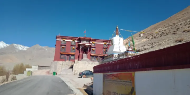 定結縣貢強桑旦曲布寺