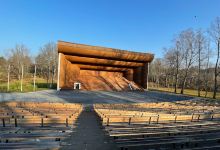 Neibādes parks un piemineklis Neibādes peldvietas dibinātājiem景点图片