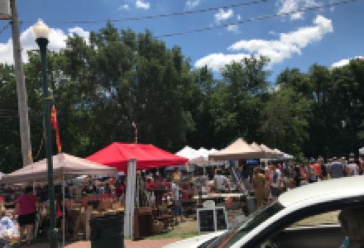 3 French Hens Market景点图片