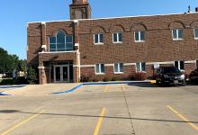 St Lawrence Catholic Church景点图片