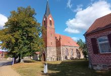 Village church Petkus景点图片