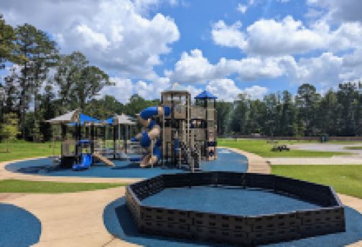 Melrose Park Playground & Splashpad景点图片