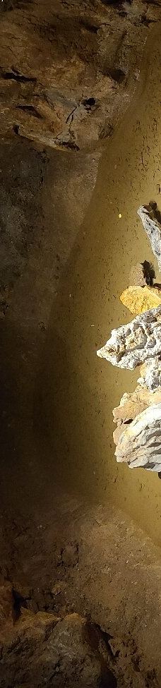 Grotte des Canalettes-科尔内拉德孔夫朗