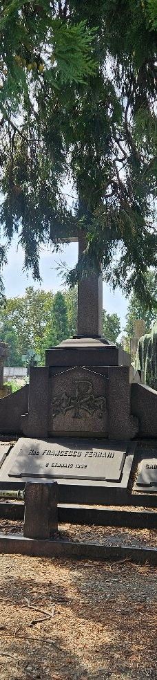 米兰纪念墓园-米兰