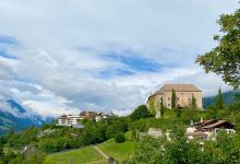 Schenna Castle and the Mausoleum景点图片