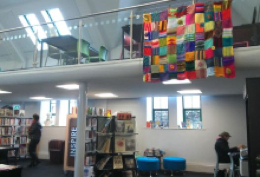 Holywood Library景点图片