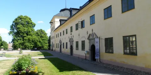 L?fstad Slott