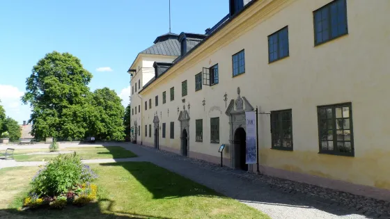 L?fstad Slott