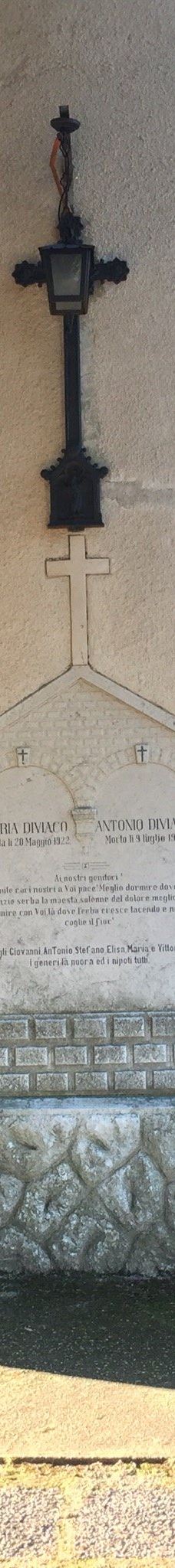 Motovun cemetery-莫托文