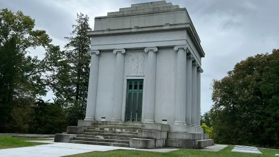 Sleepy Hollow Cemetery