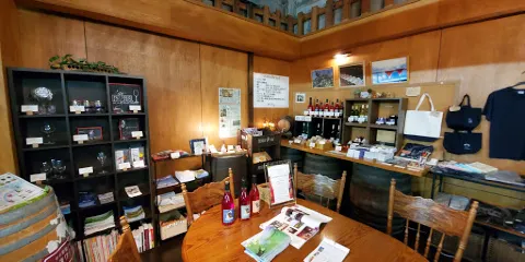 北海道中央葡萄酒（株）千歳ワイナリー