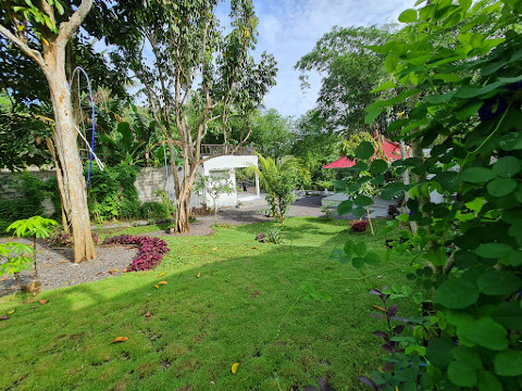 Rotee Sawangan Riverview Resto & Cafe餐厅图片