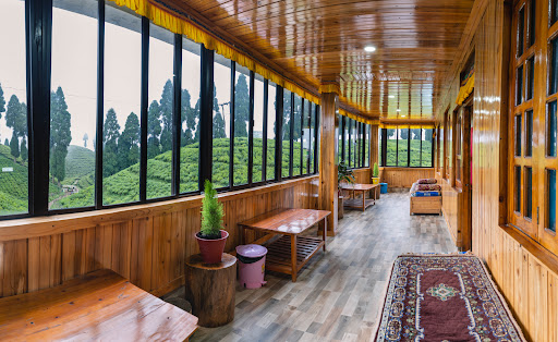 Golpahar Viewpoint Tea Shop餐厅图片