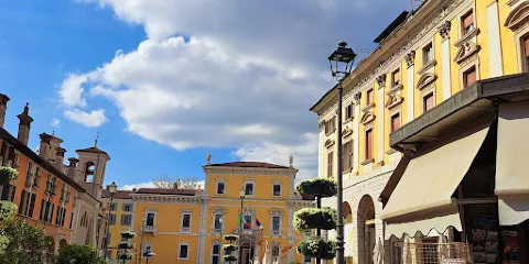 佈雷西亞市集廣場