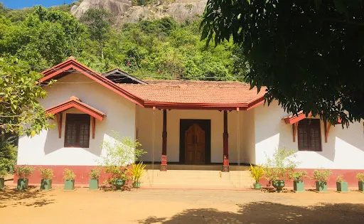 Kumbukkadawala nilgiri Viharaya