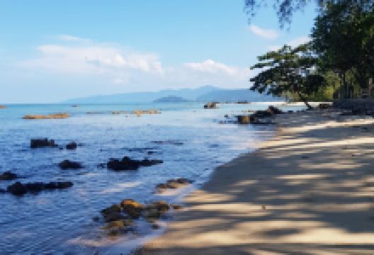 Mai Rut Beach景点图片