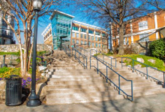 芦苇丛瀑布公园景点图片