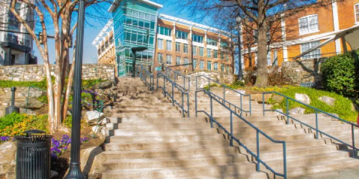 蘆葦叢瀑布公園