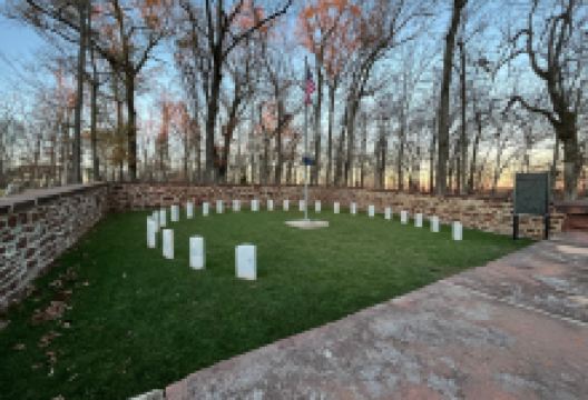 Ball's Bluff National Cemetery景点图片