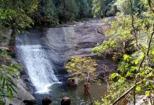 Deus Waterfall景点图片