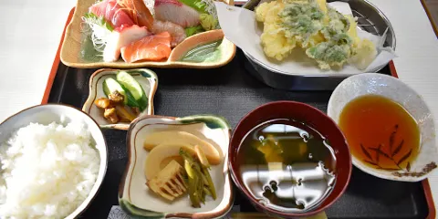 Urugi Onsen Komadori No Yu