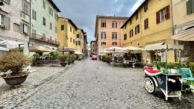 Cava Truffles & Bubbles