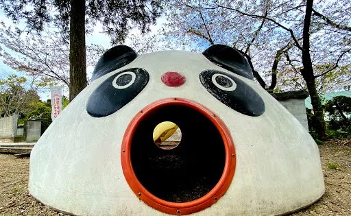 飛坤巴魯廟