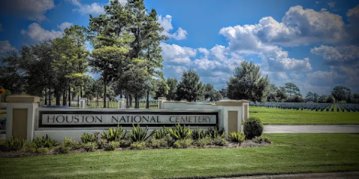 Houston National Cemetery