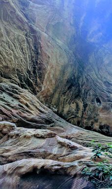 Damoh Waterfall-陶尔布尔