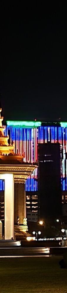 西哈努克铜像纪念堂-金边