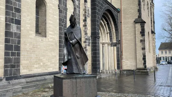 Skulpturen im offentlichen Raum