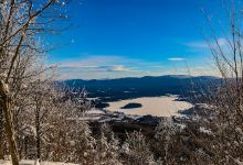 Bluff Mountain Hiking Trailhead景点图片