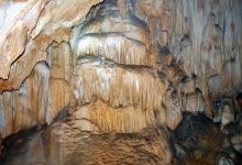 Vartop Glacier Cave景点图片