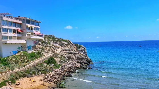 Llenguadets Beach