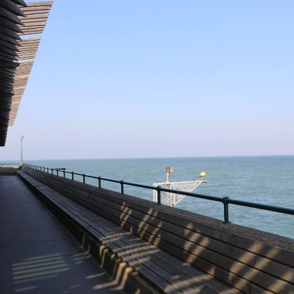 英国伦敦+爱丁堡+苏格兰高地+格拉斯哥+牛津+尼斯湖+多佛尔白色悬崖11日10晚拼小团