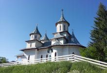 Biserica Sfinții Arhangheli Mihail și Gavriil景点图片
