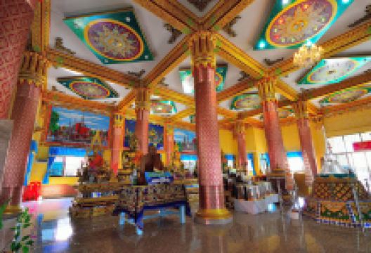 Wat Samae Khao Charoen Rat景点图片