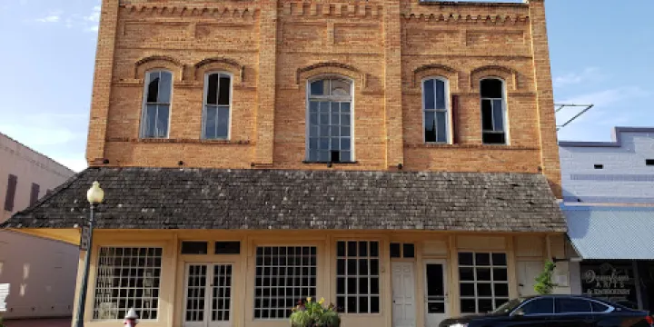 The Cole Art Center @ The Old Opera House