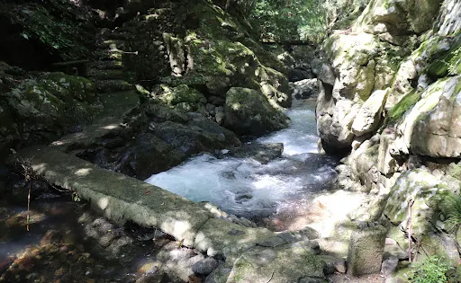橫吹渓谷