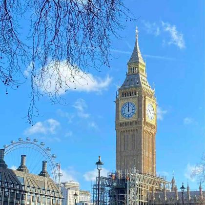 英国9日8晚拼小团