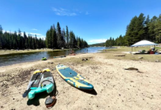 阿尔派恩湖景点图片