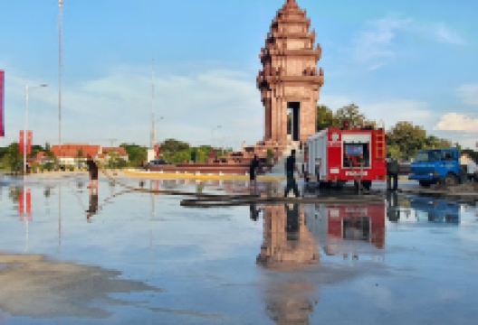 Independence Monument景点图片